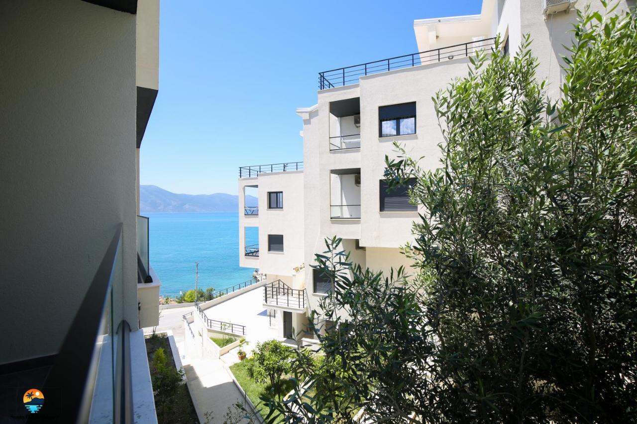 Sunny Hill Residence Radhimë エクステリア 写真