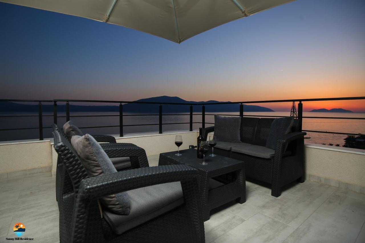 Sunny Hill Residence Radhimë エクステリア 写真