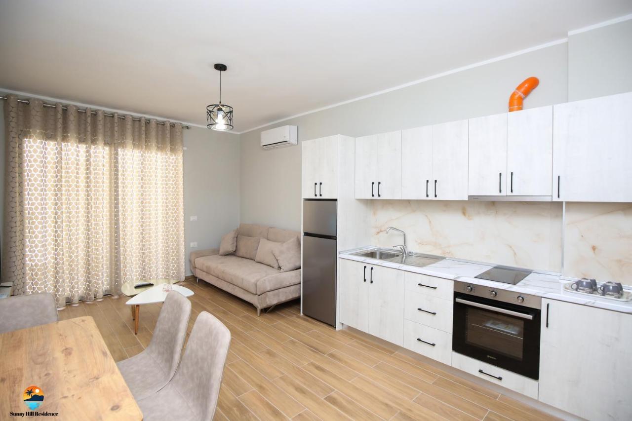 Sunny Hill Residence Radhimë エクステリア 写真